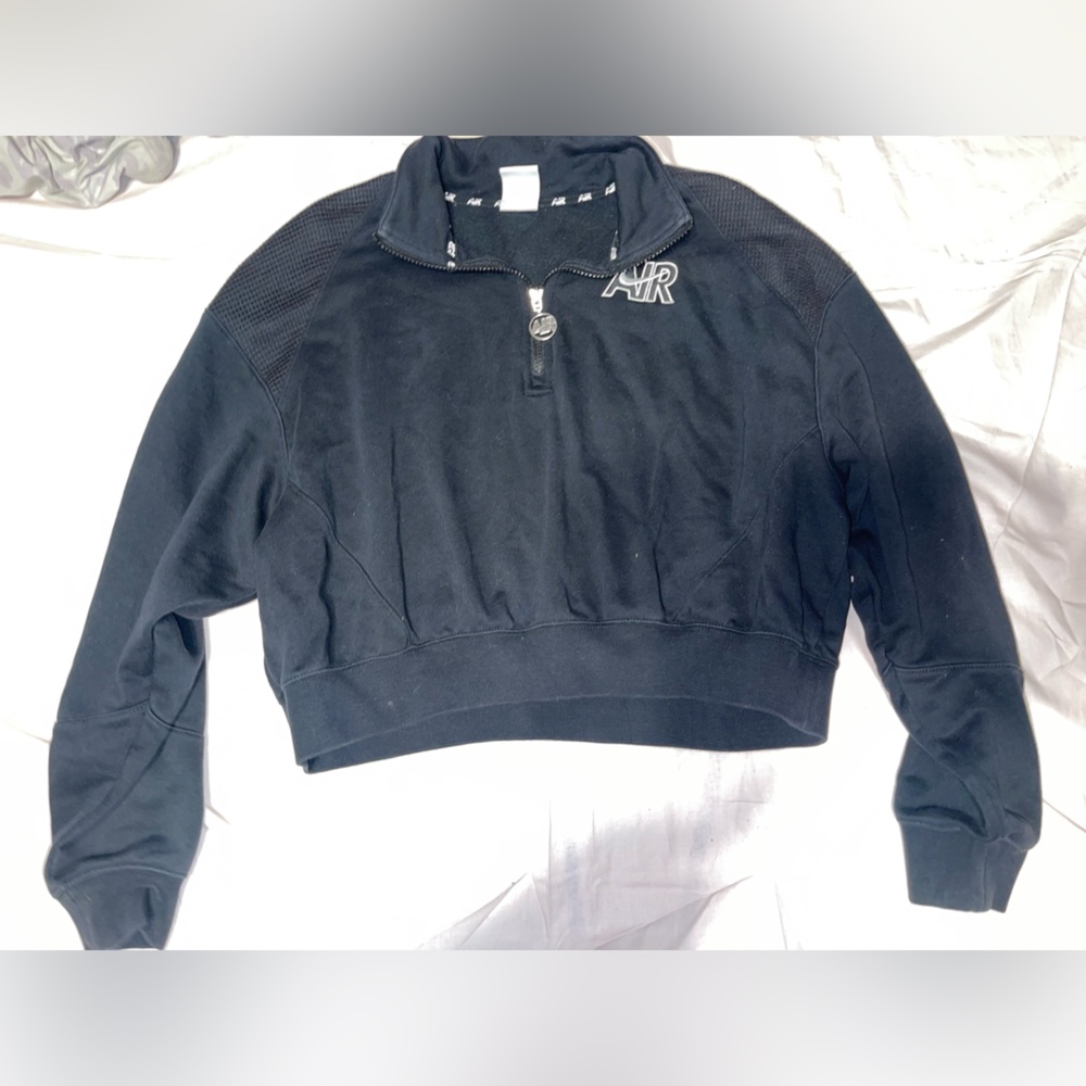 Nike crop